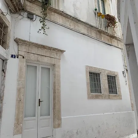 Macondo Apartment *